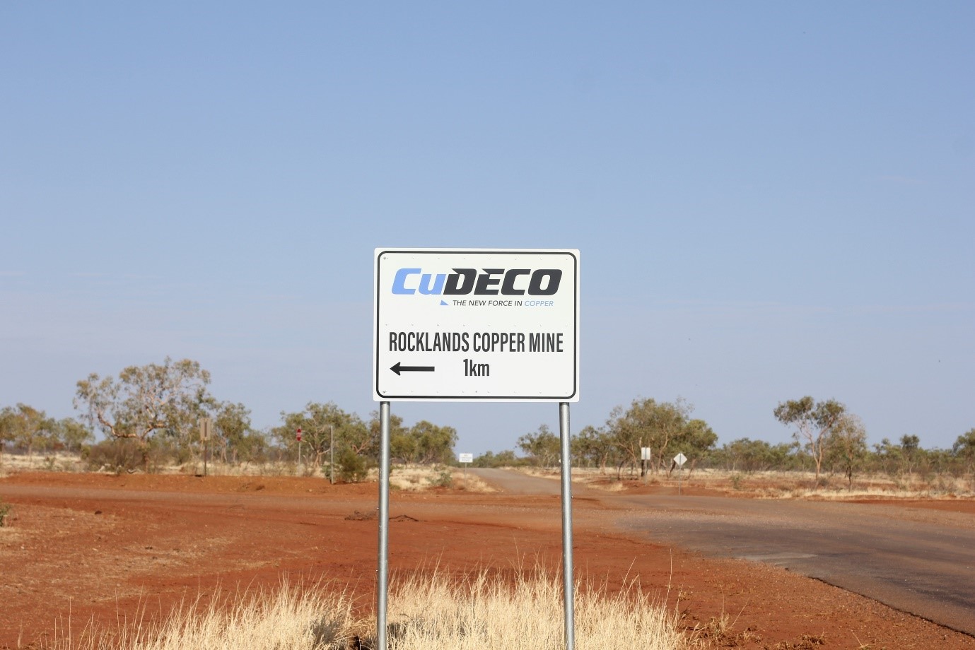 Approaching Rocklands