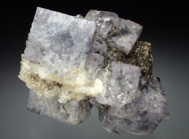 Large Untwinned Purple Fluorite